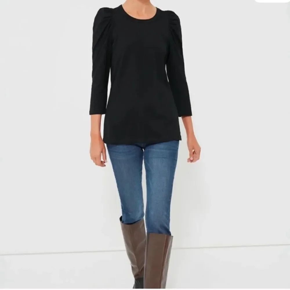 Pomander Place Black Vesty Puff Sleeve Top